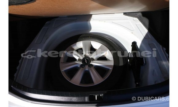Buy Import Toyota Corolla White Car in Import - Dubai in Belait Buy Import Toyota Corolla White Car in Import - Dubai in Belait