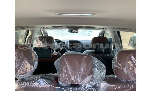 Buy Import Toyota Land Cruiser White Car in Import - Dubai in Belait Buy Import Toyota Land Cruiser White Car in Import - Dubai in Belait