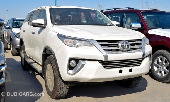 Buy Import Toyota Fortuner White Car in Import - Dubai in Belait Buy Import Toyota Fortuner White Car in Import - Dubai in Belait