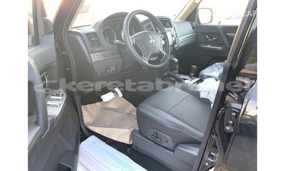 Buy Import Mitsubishi Pajero Black Car in Import - Dubai in Belait Buy Import Mitsubishi Pajero Black Car in Import - Dubai in Belait