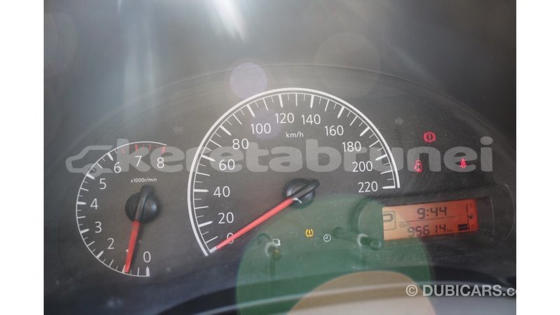 Big with watermark nissan sunny belait import dubai 2102