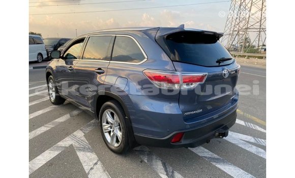 Buy Import Toyota Highlander Blue Car in Import - Dubai in Belait Buy Import Toyota Highlander Blue Car in Import - Dubai in Belait