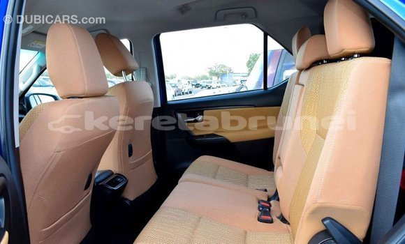 Buy Import Toyota Fortuner Blue Car in Import - Dubai in Belait Buy Import Toyota Fortuner Blue Car in Import - Dubai in Belait