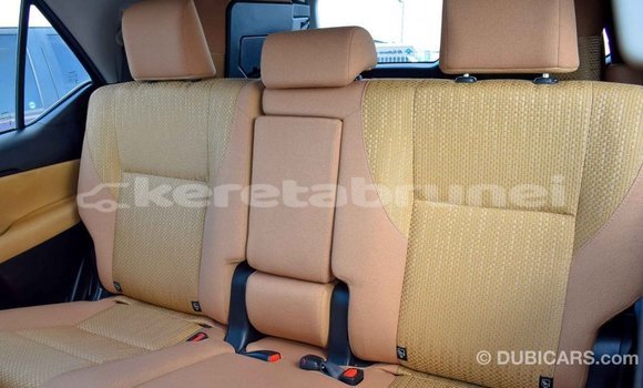 Buy Import Toyota Fortuner Blue Car in Import - Dubai in Belait Buy Import Toyota Fortuner Blue Car in Import - Dubai in Belait