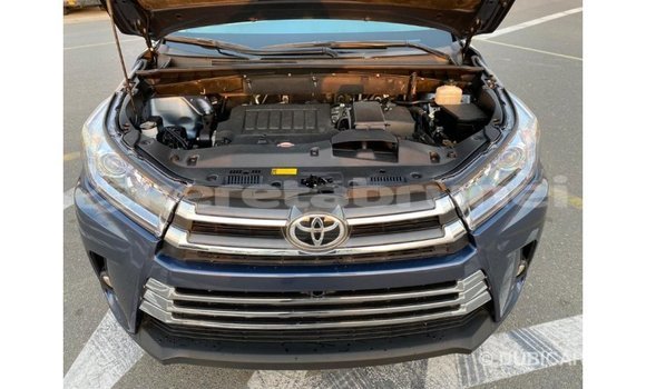 Buy Import Toyota Highlander Blue Car in Import - Dubai in Belait Buy Import Toyota Highlander Blue Car in Import - Dubai in Belait
