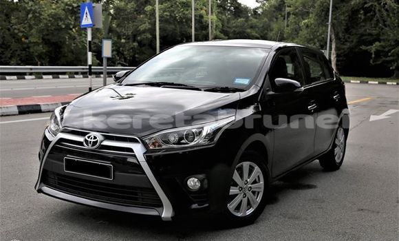 Buy Used Toyota Yaris Black Car in Bandar Seri Begawan in Brunei-Muara Buy Used Toyota Yaris Black Car in Bandar Seri Begawan in Brunei-Muara