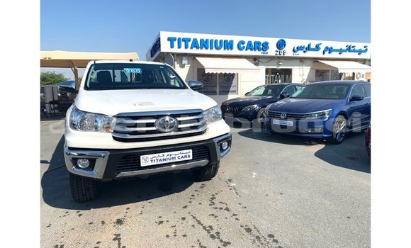 Buy Import Toyota Hilux White Car in Import - Dubai in Belait Buy Import Toyota Hilux White Car in Import - Dubai in Belait