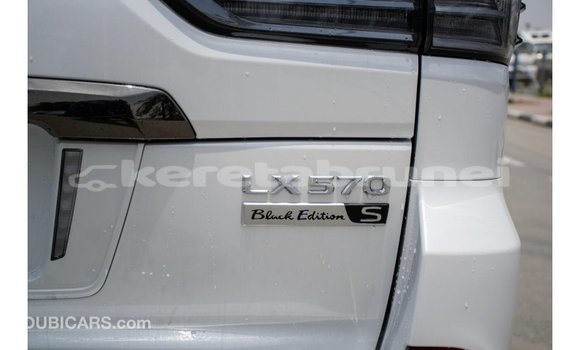 Buy Import Lexus LX White Car in Import - Dubai in Belait Buy Import Lexus LX White Car in Import - Dubai in Belait