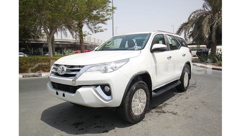Big with watermark toyota fortuner belait import dubai 2130