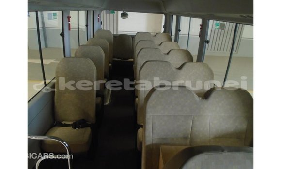 Buy Import Abarth 595 White Car in Import - Dubai in Belait Buy Import Abarth 595 White Car in Import - Dubai in Belait