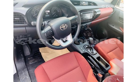 Buy Import Toyota Hilux White Car in Import - Dubai in Belait Buy Import Toyota Hilux White Car in Import - Dubai in Belait