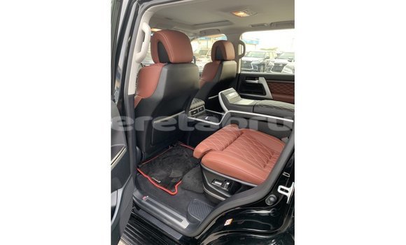 Buy Import Toyota Land Cruiser Black Car in Import - Dubai in Belait Buy Import Toyota Land Cruiser Black Car in Import - Dubai in Belait