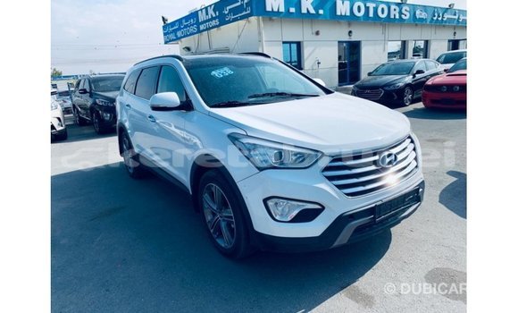 Buy Import Hyundai Santa Fe White Car in Import - Dubai in Belait Buy Import Hyundai Santa Fe White Car in Import - Dubai in Belait