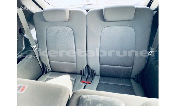 Buy Import Hyundai Santa Fe White Car in Import - Dubai in Belait Buy Import Hyundai Santa Fe White Car in Import - Dubai in Belait