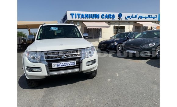 Buy Import Mitsubishi Pajero White Car in Import - Dubai in Belait Buy Import Mitsubishi Pajero White Car in Import - Dubai in Belait