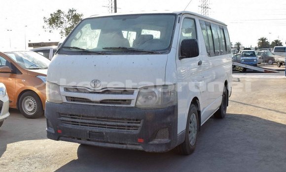 Buy Import Toyota Hiace White Car in Import - Dubai in Belait Buy Import Toyota Hiace White Car in Import - Dubai in Belait