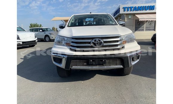Buy Import Toyota Hilux White Car in Import - Dubai in Belait Buy Import Toyota Hilux White Car in Import - Dubai in Belait