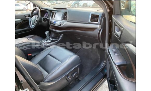 Buy Import Toyota Highlander Black Car in Import - Dubai in Belait Buy Import Toyota Highlander Black Car in Import - Dubai in Belait