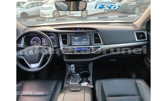 Buy Import Toyota Highlander Black Car in Import - Dubai in Belait Buy Import Toyota Highlander Black Car in Import - Dubai in Belait