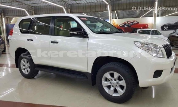 Buy Import Toyota Prado White Car in Import - Dubai in Belait Buy Import Toyota Prado White Car in Import - Dubai in Belait