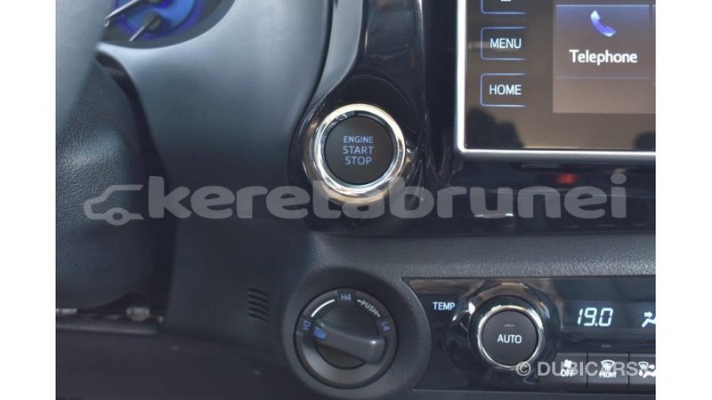 Big with watermark toyota hilux belait import dubai 2172