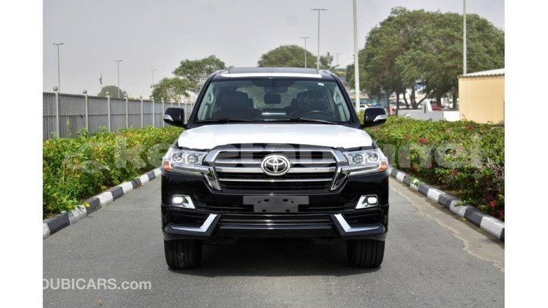 Big with watermark toyota land cruiser belait import dubai 2176