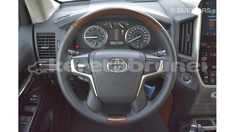 Big with watermark toyota land cruiser belait import dubai 2176