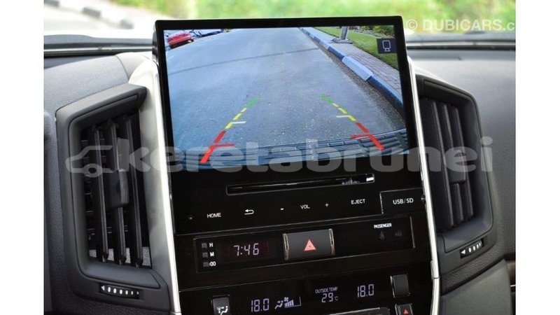 Big with watermark toyota land cruiser belait import dubai 2176