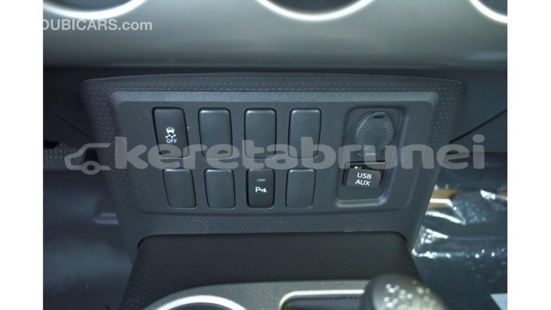 Big with watermark toyota fj cruiser belait import dubai 2178