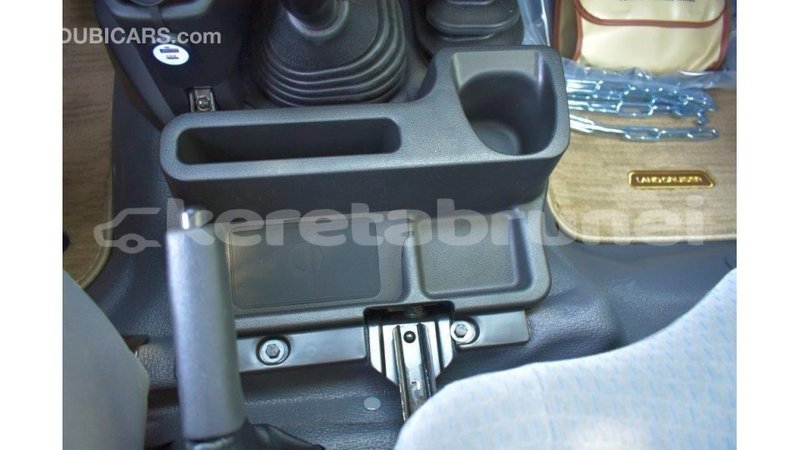 Big with watermark toyota land cruiser belait import dubai 2180