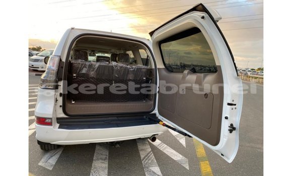 Buy Import Lexus GX White Car in Import - Dubai in Belait Buy Import Lexus GX White Car in Import - Dubai in Belait