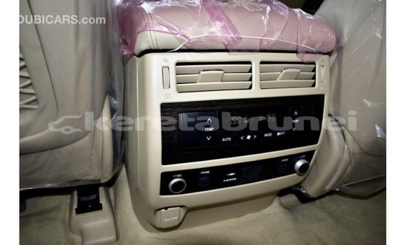 Buy Import Toyota Land Cruiser White Car in Import - Dubai in Belait Buy Import Toyota Land Cruiser White Car in Import - Dubai in Belait