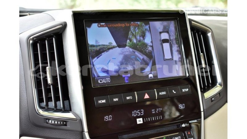 Big with watermark toyota land cruiser belait import dubai 2183