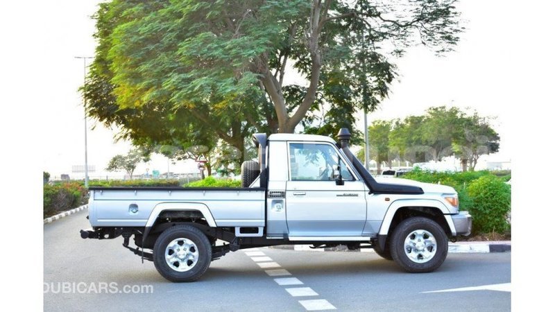 Big with watermark toyota land cruiser belait import dubai 2185