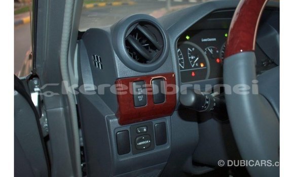Buy Import Toyota Land Cruiser Other Car in Import - Dubai in Belait Buy Import Toyota Land Cruiser Other Car in Import - Dubai in Belait