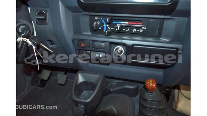 Big with watermark toyota land cruiser belait import dubai 2185