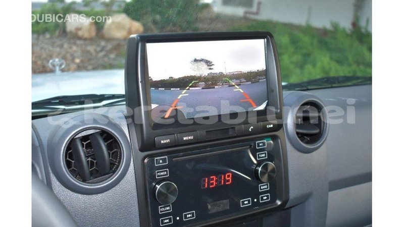 Big with watermark toyota land cruiser belait import dubai 2185