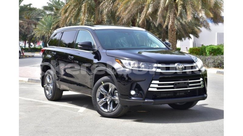 Big with watermark toyota highlander belait import dubai 2186