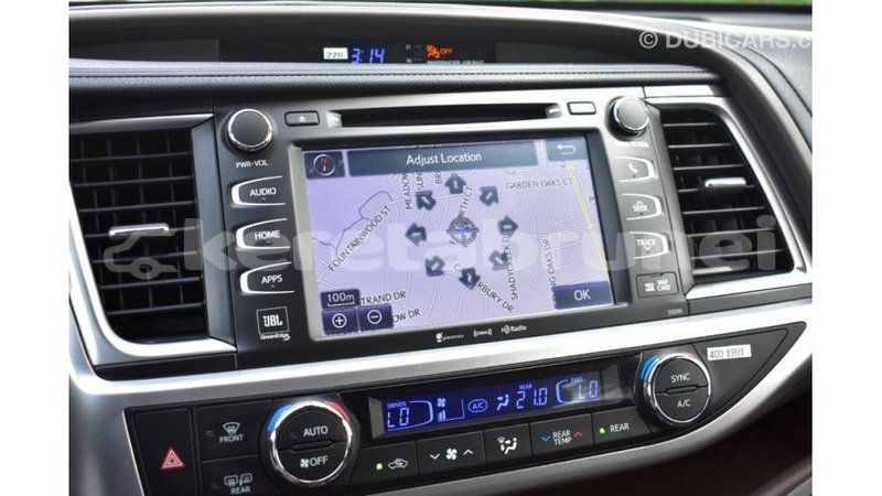 Big with watermark toyota highlander belait import dubai 2186