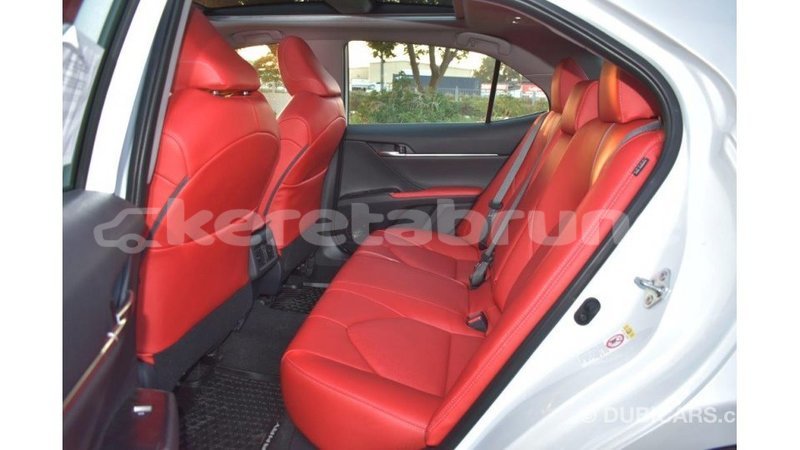 Big with watermark toyota camry belait import dubai 2187