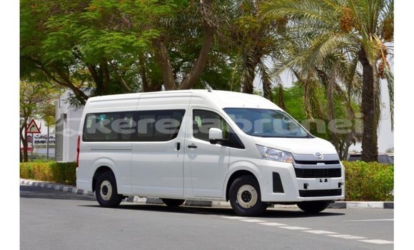 Buy Import Toyota Hiace White Car in Import - Dubai in Belait Buy Import Toyota Hiace White Car in Import - Dubai in Belait