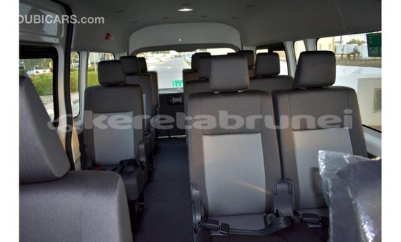 Buy Import Toyota Hiace White Car in Import - Dubai in Belait Buy Import Toyota Hiace White Car in Import - Dubai in Belait