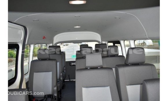 Buy Import Toyota Hiace White Car in Import - Dubai in Belait Buy Import Toyota Hiace White Car in Import - Dubai in Belait