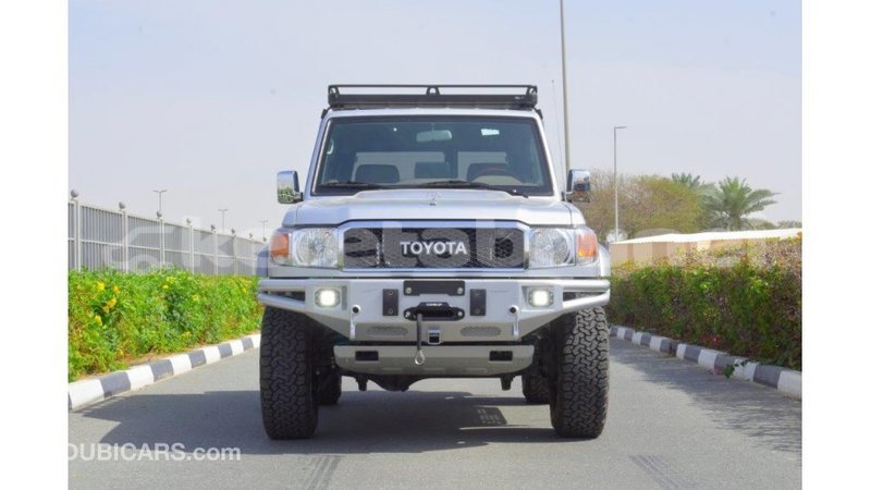 Big with watermark toyota land cruiser belait import dubai 2190