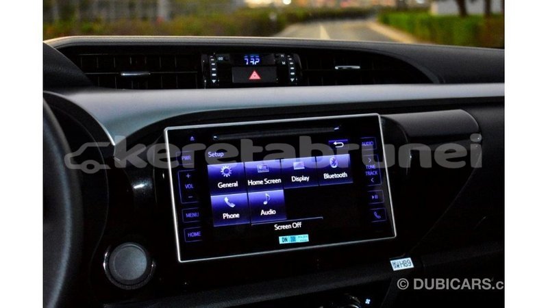 Big with watermark toyota hilux belait import dubai 2191