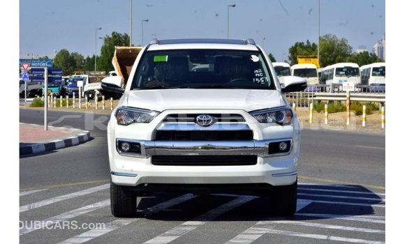 Buy Import Toyota HiAce White Truck in Import - Dubai in Belait Buy Import Toyota HiAce White Truck in Import - Dubai in Belait