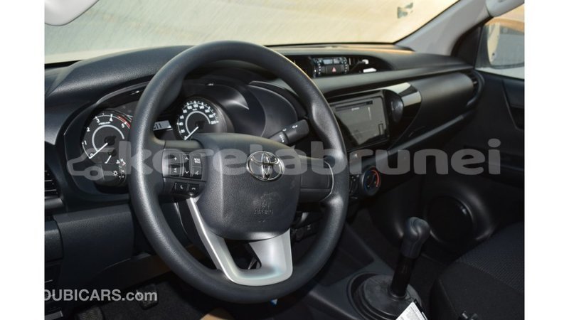 Big with watermark toyota hilux belait import dubai 2193