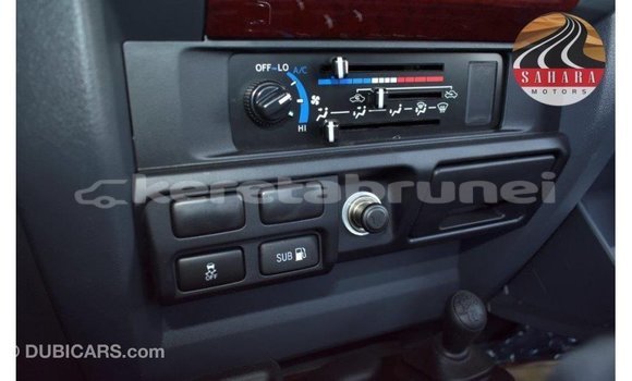 Buy Import Toyota Land Cruiser Red Car in Import - Dubai in Belait Buy Import Toyota Land Cruiser Red Car in Import - Dubai in Belait
