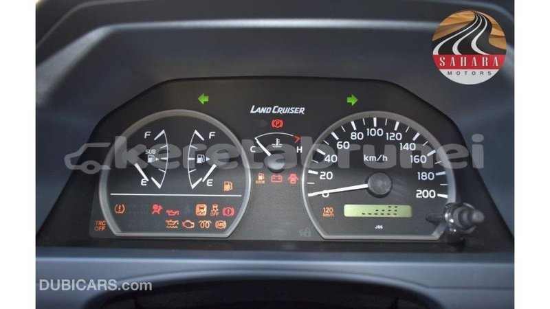 Big with watermark toyota land cruiser belait import dubai 2195