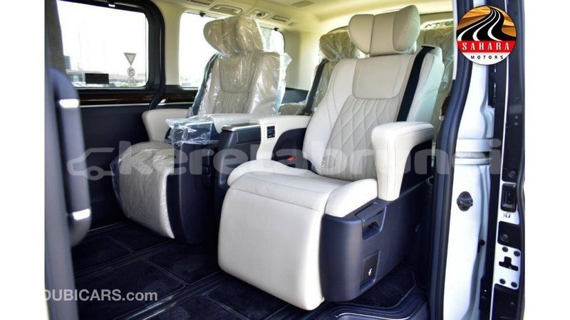 Big with watermark toyota granvia belait import dubai 2198
